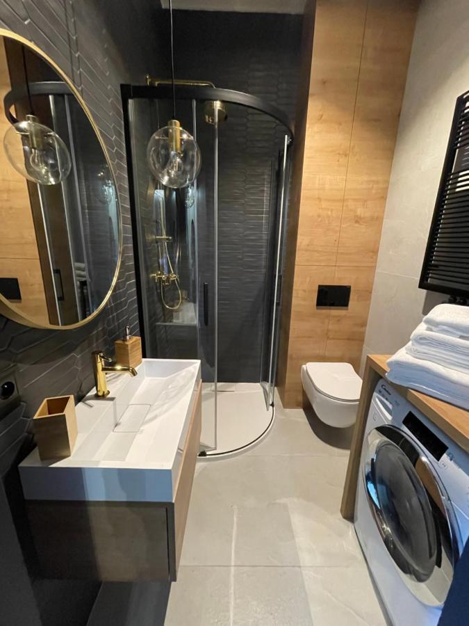 Apartament Grafitowy Apartment Poznan Bagian luar foto