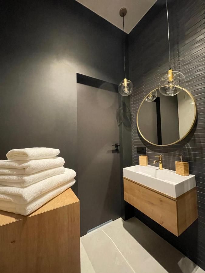 Apartament Grafitowy Apartment Poznan Bagian luar foto