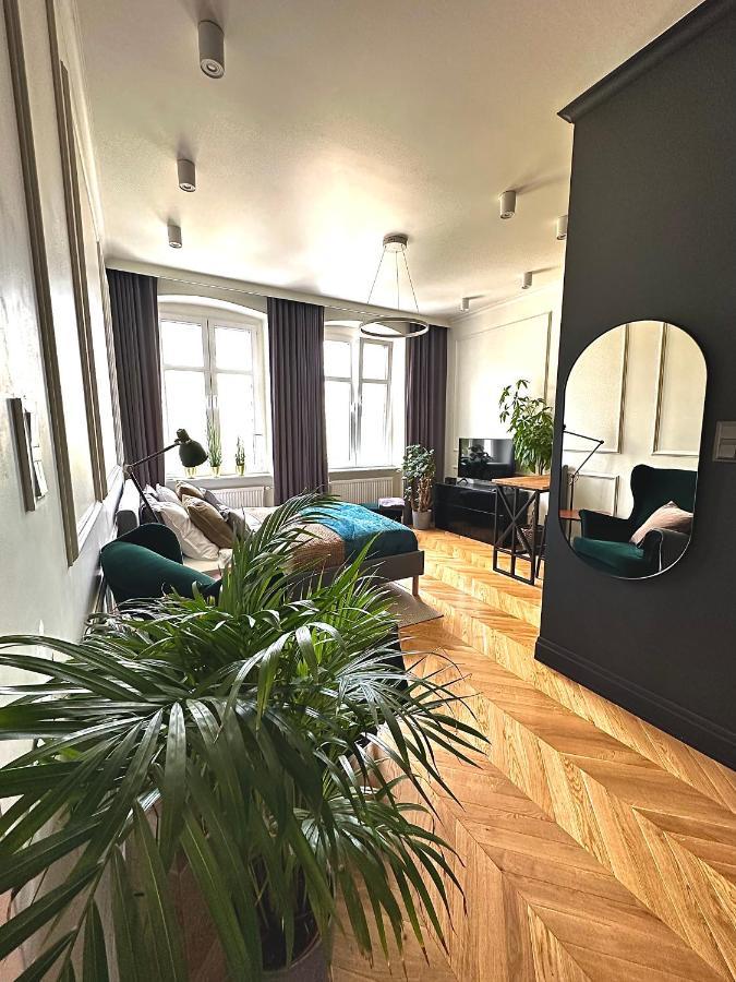 Apartament Grafitowy Apartment Poznan Bagian luar foto